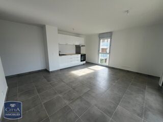 location Appartement - 3 pièce(s) - 64 m² Nimes (30900)