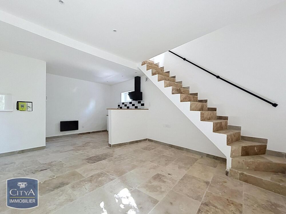 LOCATION - STUDIO - BAGNOLS SUR CEZE - RENOVE - DUPLEX :....