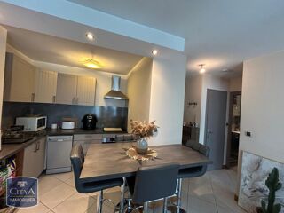  Appartement à louer 2 pièces 37 m²