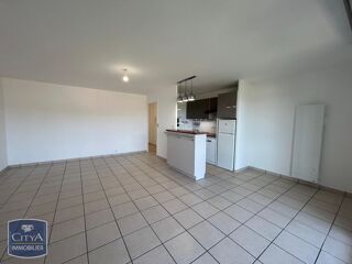  Appartement à louer 3 pièces 63 m²