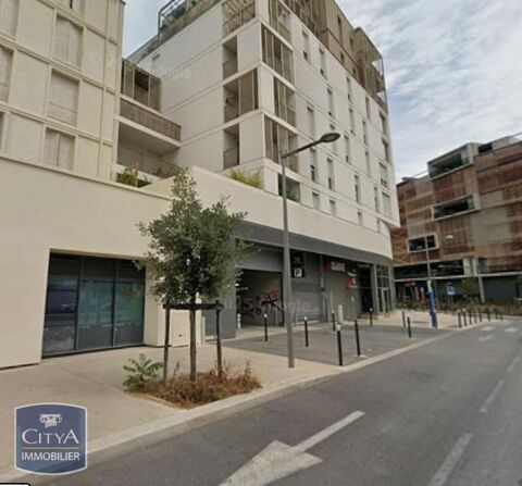  Parking / Garage � louer 