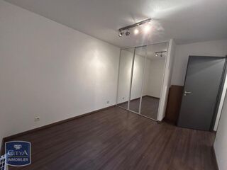  Appartement à louer 3 pièces 73 m²