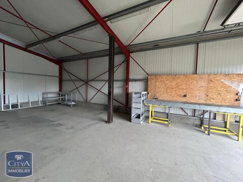 A louer - Local artisanal de 140 m2 - SEVRE-AUXAUMONT... 700 86800 S�vres anxaumont