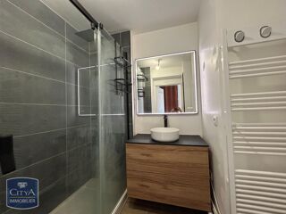  Appartement à louer 2 pièces 49 m²