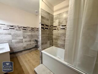  Appartement � louer 4 pi�ces 87 m�
