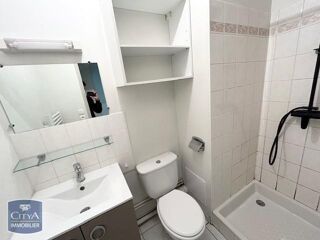  Appartement à louer 2 pièces 31 m²
