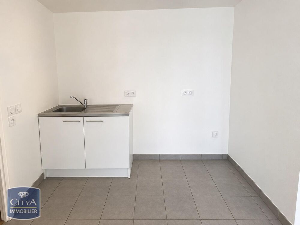 location Appartement - 3 pièce(s) - 57 m² Le Blanc-Mesnil (93150)