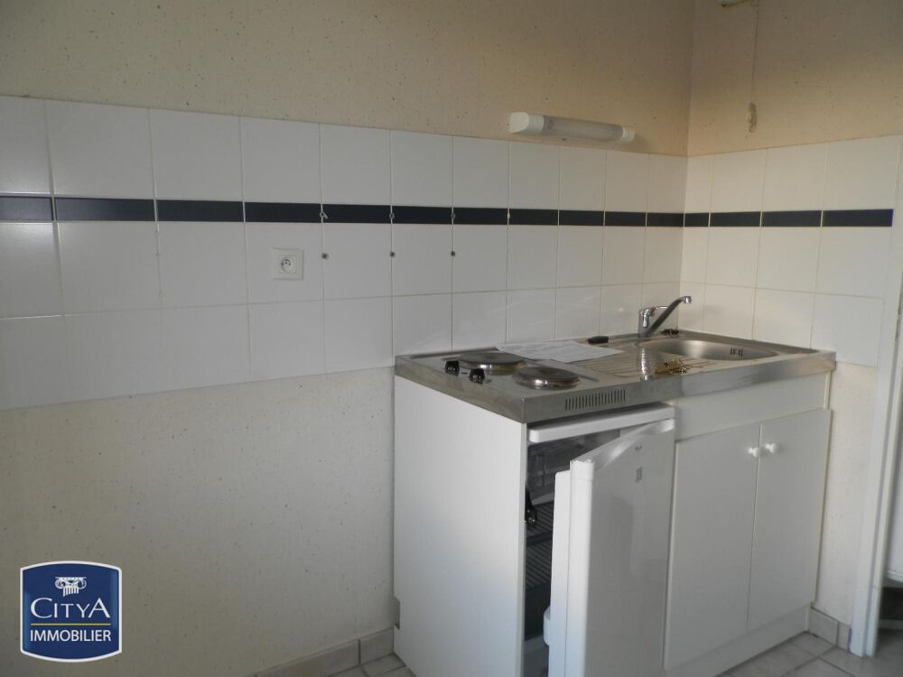 EXCLUSIVITÉ - PROCHE D'AURILLAC En location : localisé à....