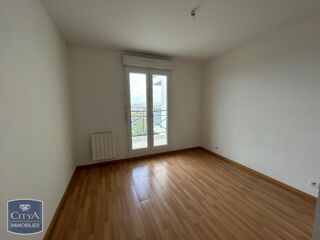  Appartement à louer 3 pièces 72 m²