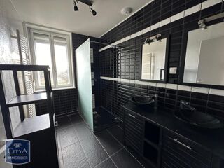  Maison à louer 7 pièces 161 m² Wambaix