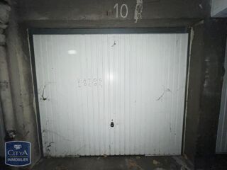  Parking / Garage à louer 