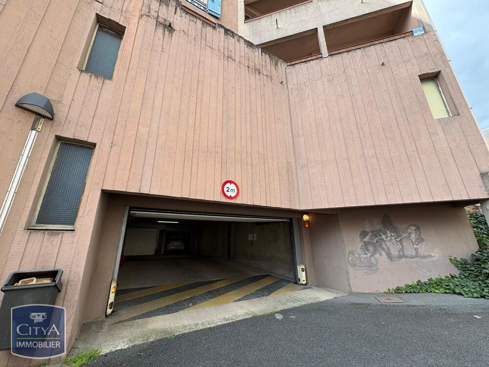 location Parking / Garage Mâcon (71000)