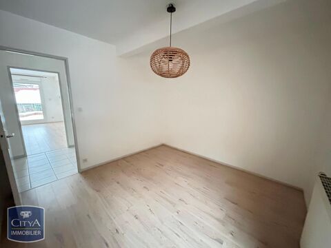  Appartement � louer 3 pi�ces 77 m�