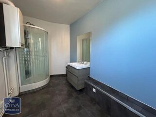  Appartement à louer 3 pièces 83 m²