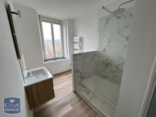  Appartement à louer 2 pièces 43 m²