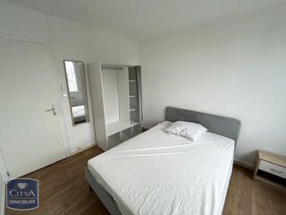  Appartement à louer 4 pièces 59 m²