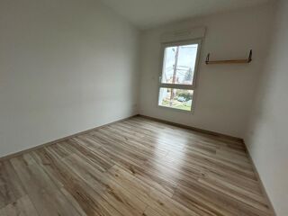  Appartement à louer 3 pièces 56 m²