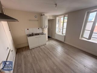  Appartement à louer 3 pièces 94 m²