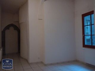  Appartement à louer 2 pièces 71 m²