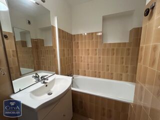  Appartement à louer 2 pièces 50 m²