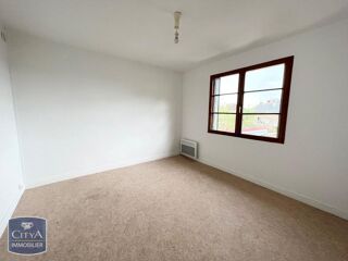 location Appartement - 2 pièce(s) - 52 m² Fleury-les-Aubrais (45400)
