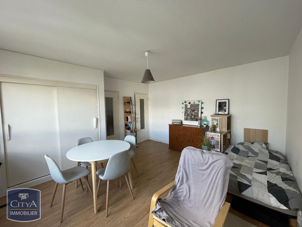 location Appartement - 1 pièce(s) - 31 m² Le Mans (72000)