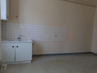  Appartement à louer 2 pièces 61 m²