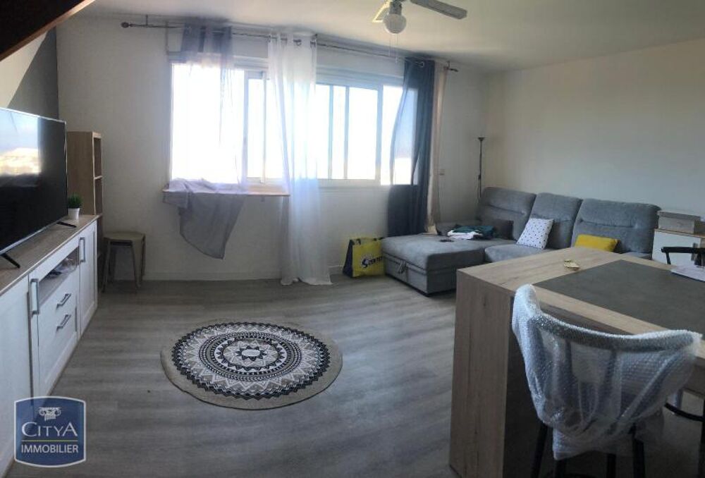 location Appartement - 3 pièce(s) - 58 m² Sainte-Clotilde (97490)