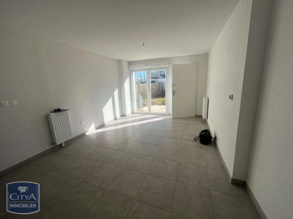 location Appartement - 4 pièce(s) - 81 m² Seilh (31840)