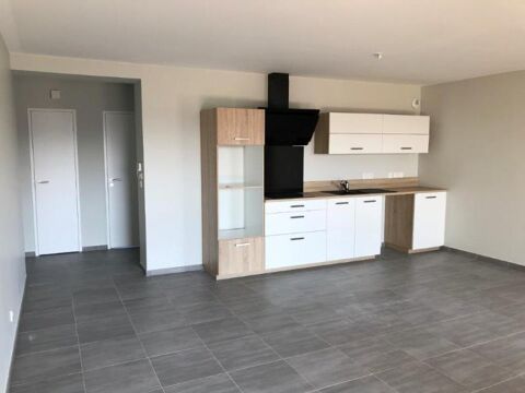   Location Appartement Appartement - 3 pi�ce(s) - 75 m�