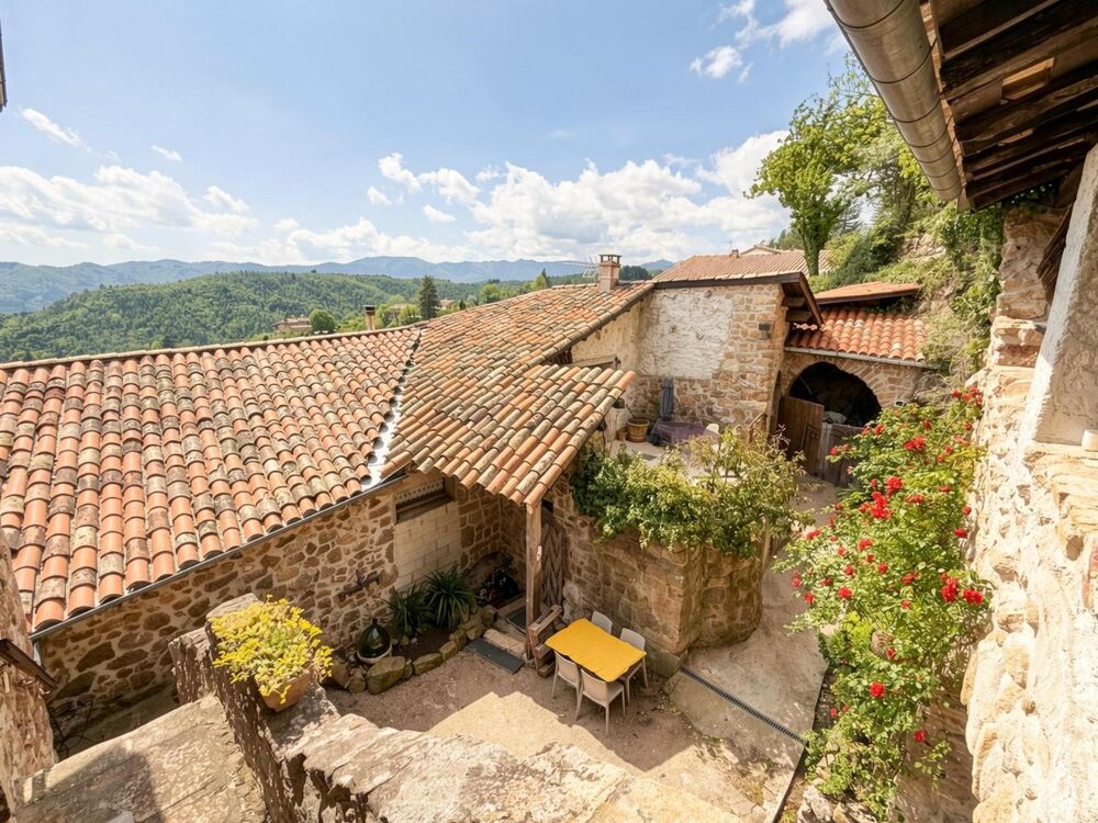 vente Maison - 8 pièce(s) - 233 m² Vals-les-Bains (07600)