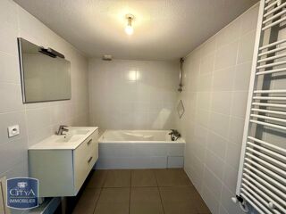  Appartement à louer 1 pièce 34 m²