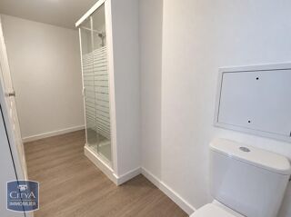  Appartement à louer 2 pièces 42 m²