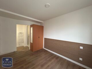  Appartement à louer 4 pièces 95 m²