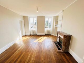  Appartement à louer 3 pièces 85 m²