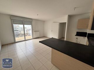  Appartement à louer 3 pièces 61 m²