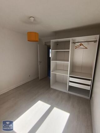  Appartement à louer 3 pièces 57 m²