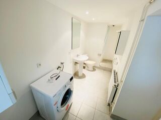  Appartement à louer 1 pièce 33 m²