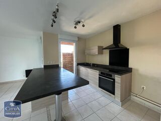  Appartement à louer 3 pièces 66 m²