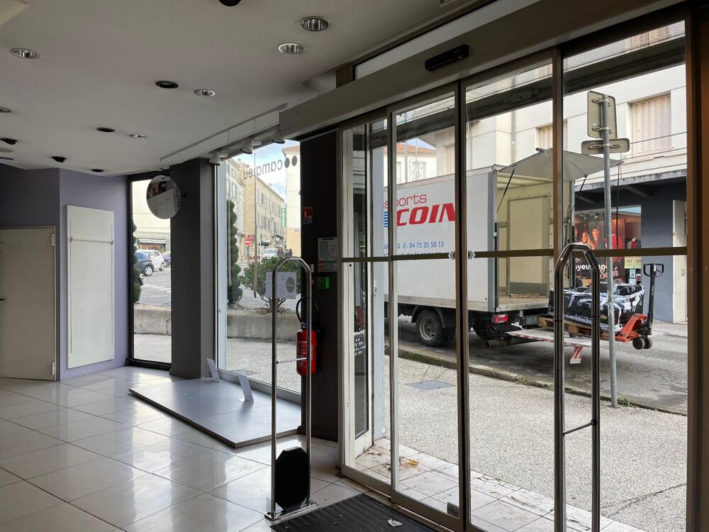  Location / Local Commercial - 276 m² Aubenas (07200)