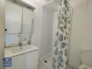  Appartement à louer 1 pièce 30 m²