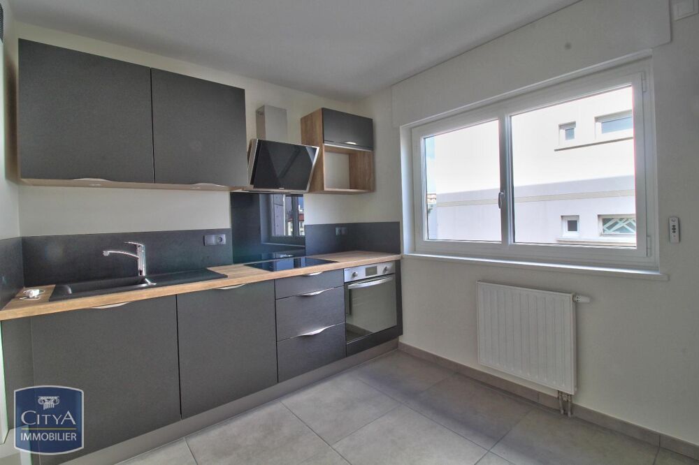 EXCLUSIVITÉ - GRAND APPARTEMENT 5 PIÈCES SAINT ETIENNE C....