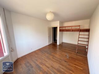  Appartement à louer 1 pièce 37 m²