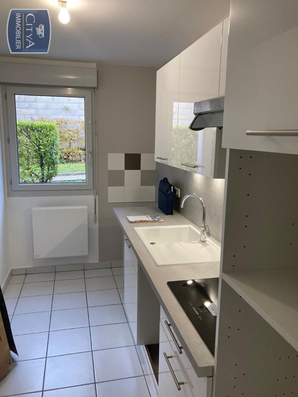location Appartement - 3 pièce(s) - 64 m² Châlons-en-Champagne (51000)
