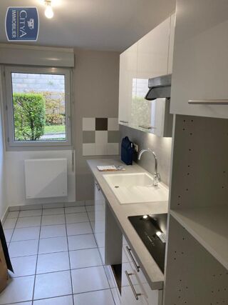  Appartement à louer 3 pièces 64 m²