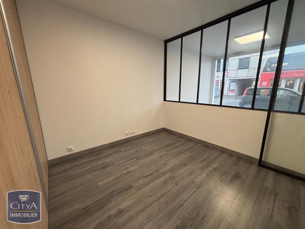  Location / Local Commercial Rezé (44400)