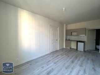  Appartement à louer 1 pièce 24 m²