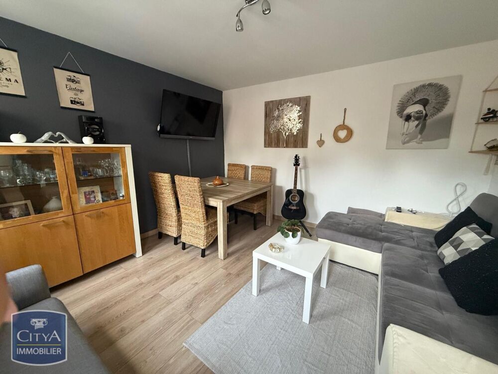 À LOUER : Appartement T3 situé à Arras, dans le départem....
