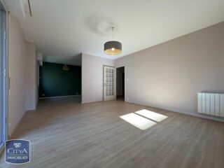  Appartement à louer 4 pièces 78 m²