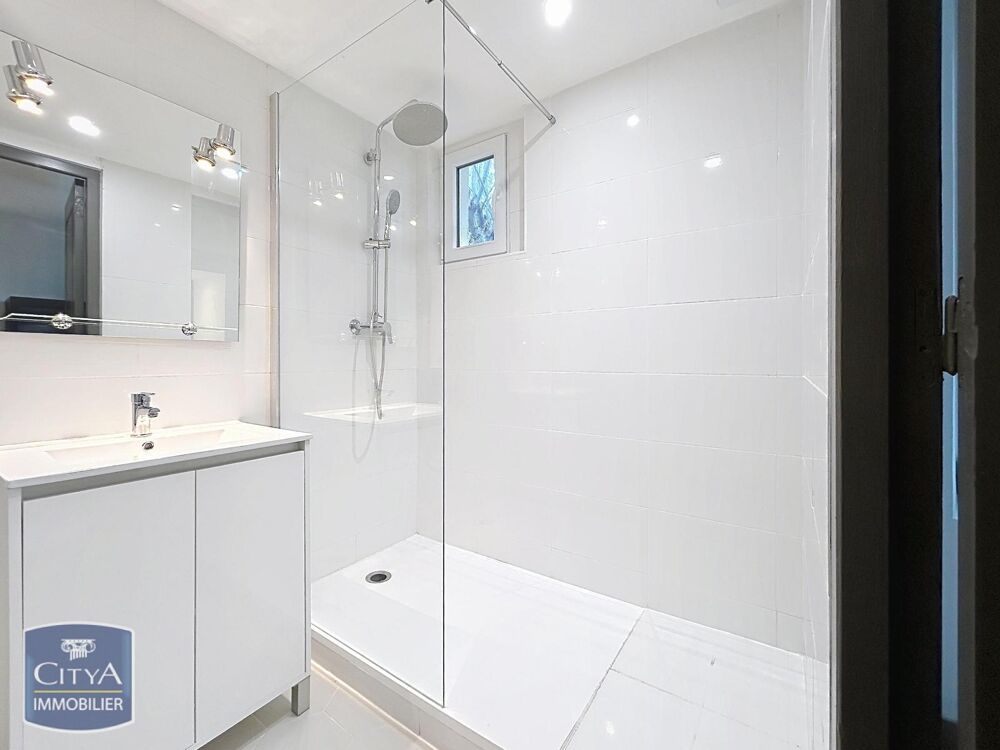 location Appartement - 1 pièce(s) - 29 m² Bagnols-sur-Cèze (30200)
